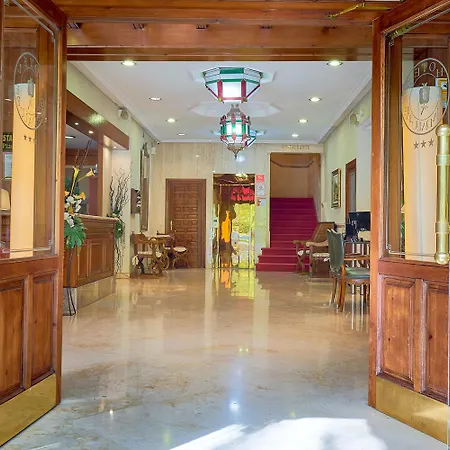 Szálloda Crisol Guadalupe 3*