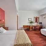 Hotell Crisol Guadalupe 3*